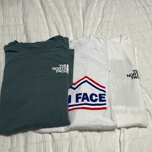 Men’s Bundle of 3 North Face T-Shirts, White & Blue, size XL